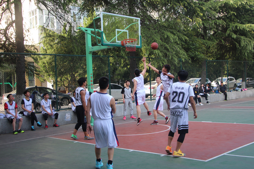 2017052620213084.png 084810bh11fkir2k8k1zvr.png