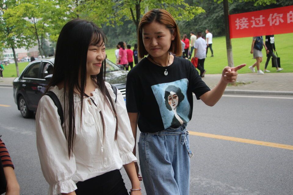 2017091220303073.jpg 热情志愿者.jpg